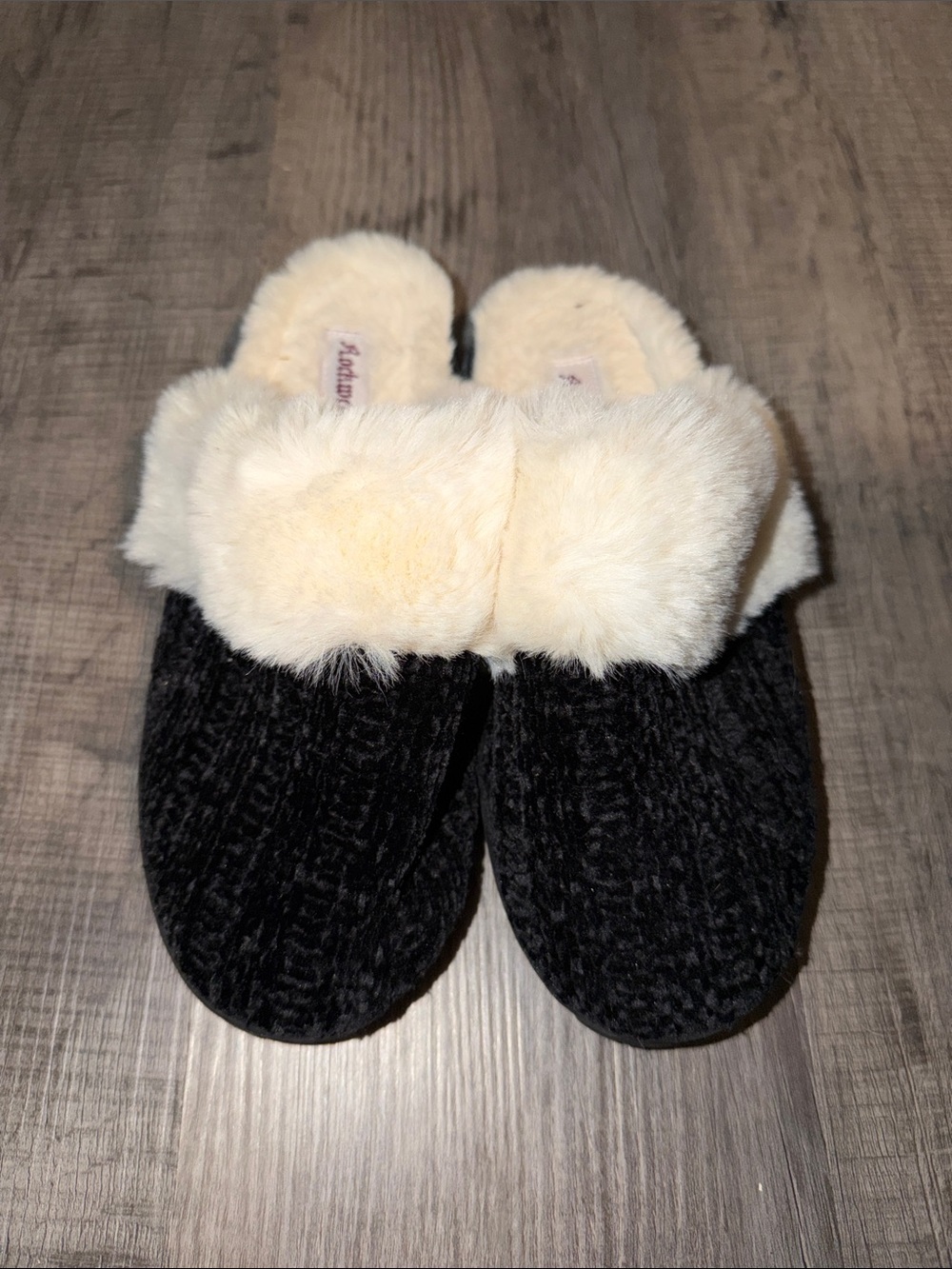 Rockwell Cozy Knit Faux-Fur Lined Women's Slippers - Black/Cream
